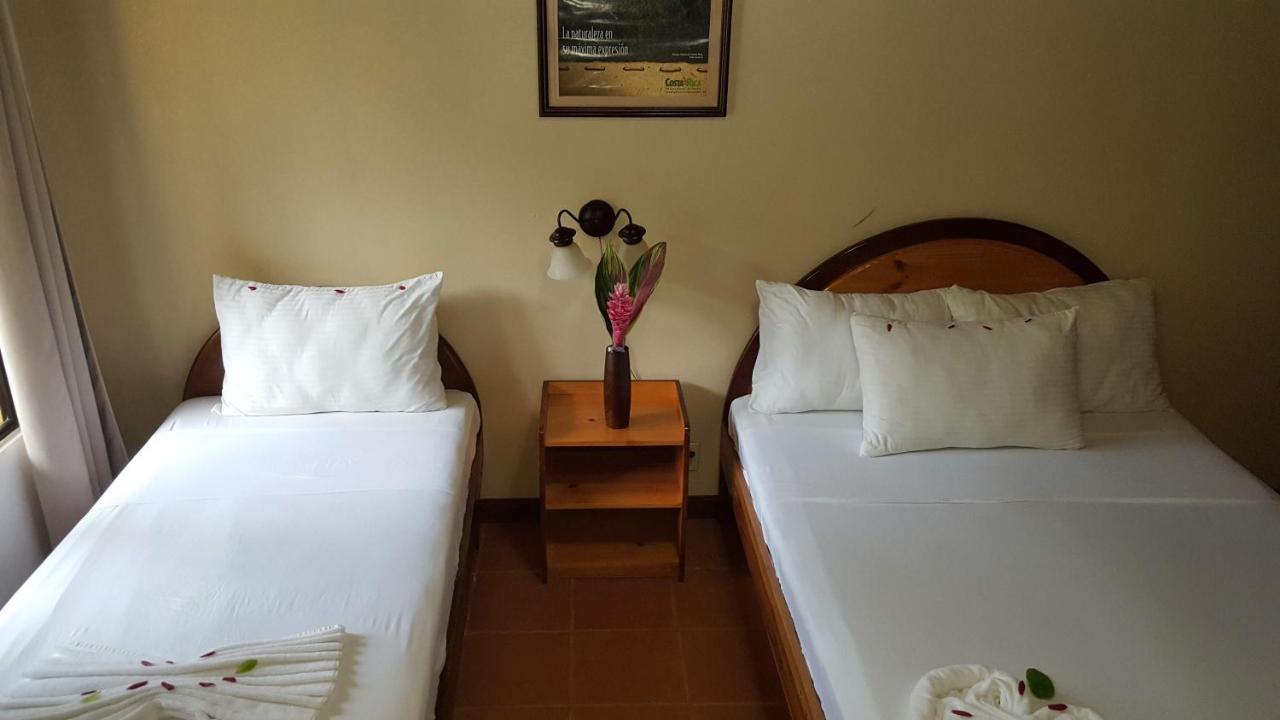 Hotel Lavas Del Arenal La Fortuna Exterior photo